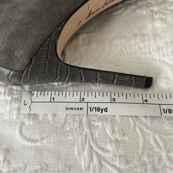 Sam Edelman Gray Suede Pumps with Ankle Strap and 4” Heels. Size 9.5 - Picture 8 of 10